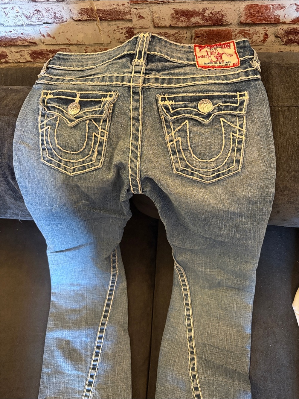 True Religion Women’s Light Blue Embroidered Back Pocket Jeans